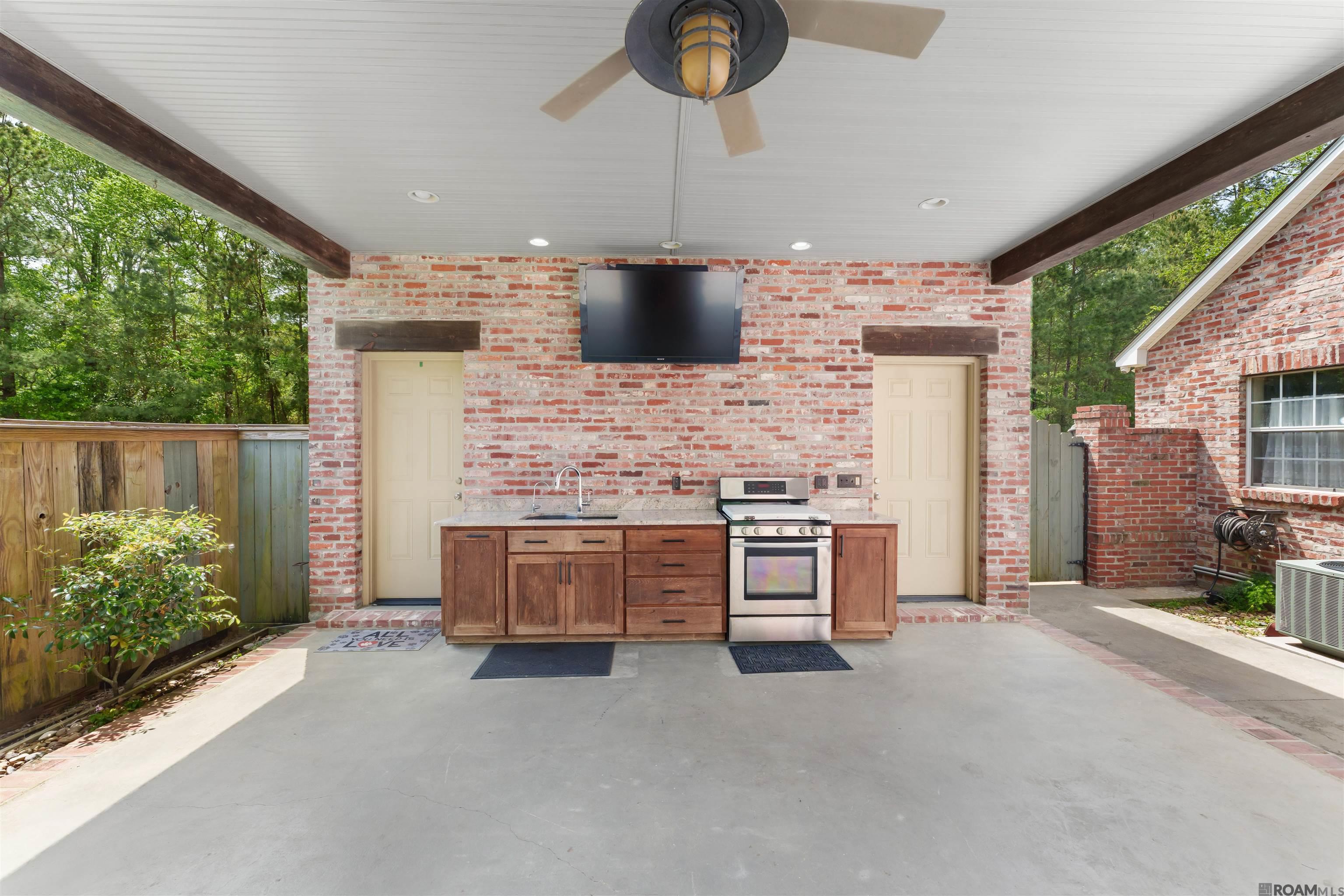 5816 Creekside Ln, Saint Francisville, Louisiana image 3