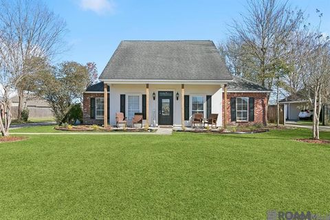 Homes For Sale - 36340 Lucas Dr<br/> Denham Springs, LA 70706