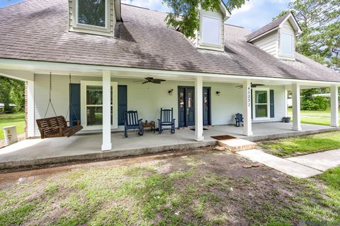 Apartment For Sale - 45032 Lake Settlement Dr<br/> Ascension County, Prairieville, LA 70769