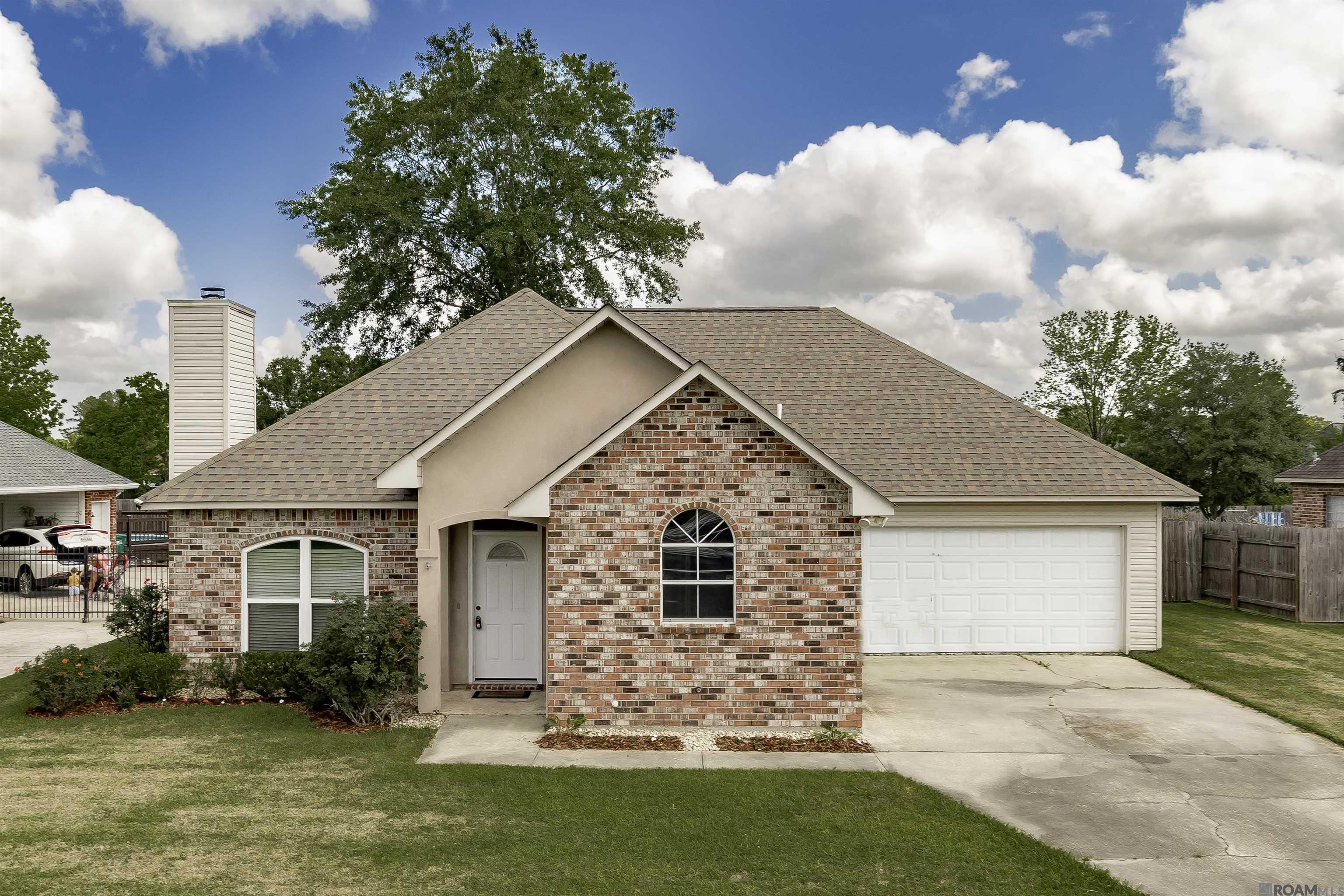 12203 Sundown Dr, Denham Springs, Louisiana image 2
