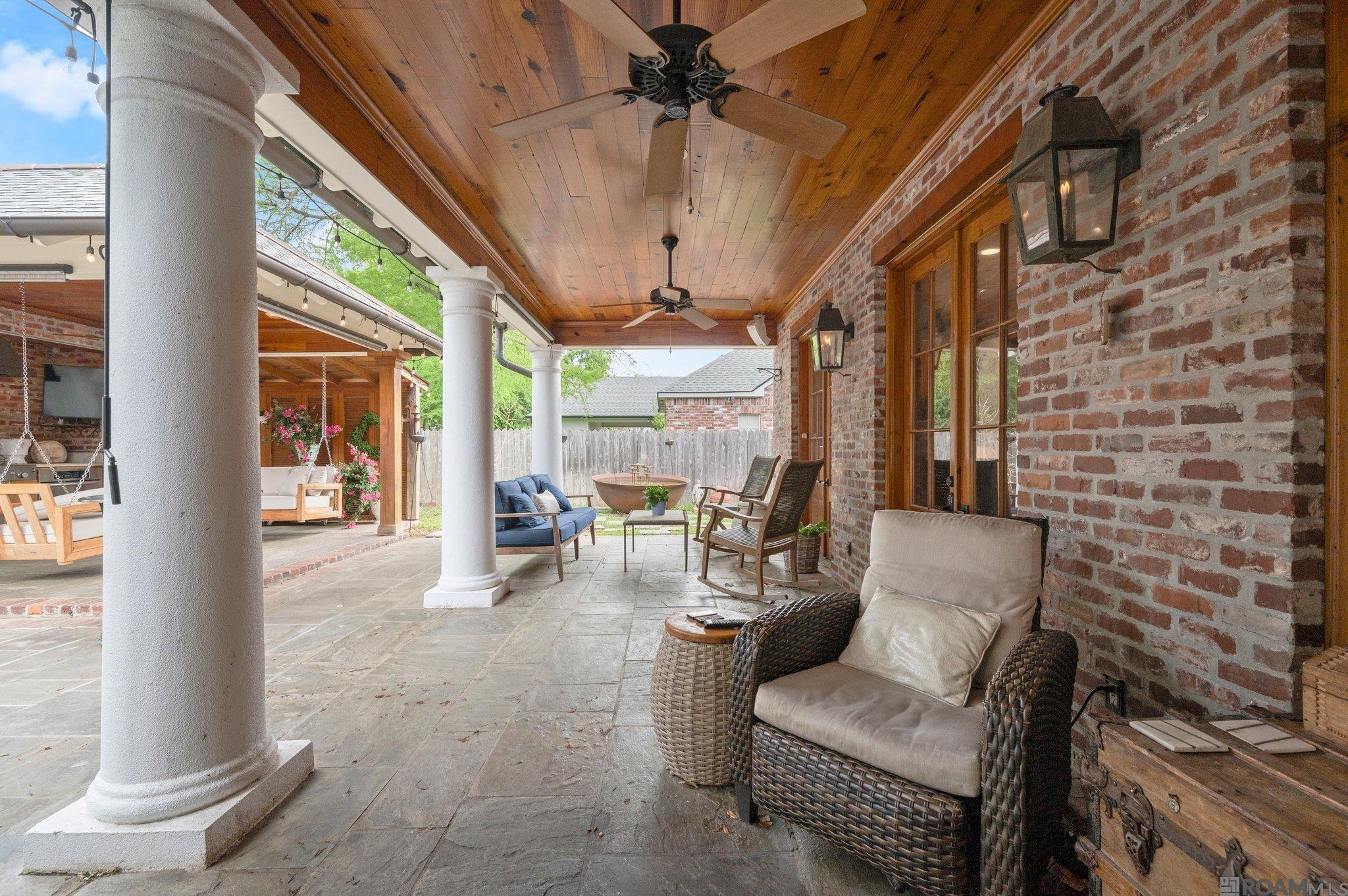 213 W Woodgate Ct, Baton Rouge, Louisiana image 36