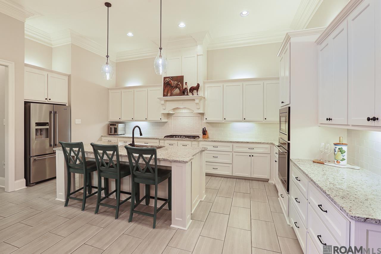 37473 Cypress Hollow Ave, Prairieville, Louisiana image 9