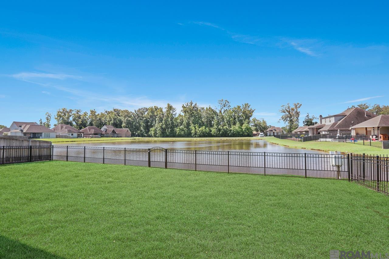 37473 Cypress Hollow Ave, Prairieville, Louisiana image 26