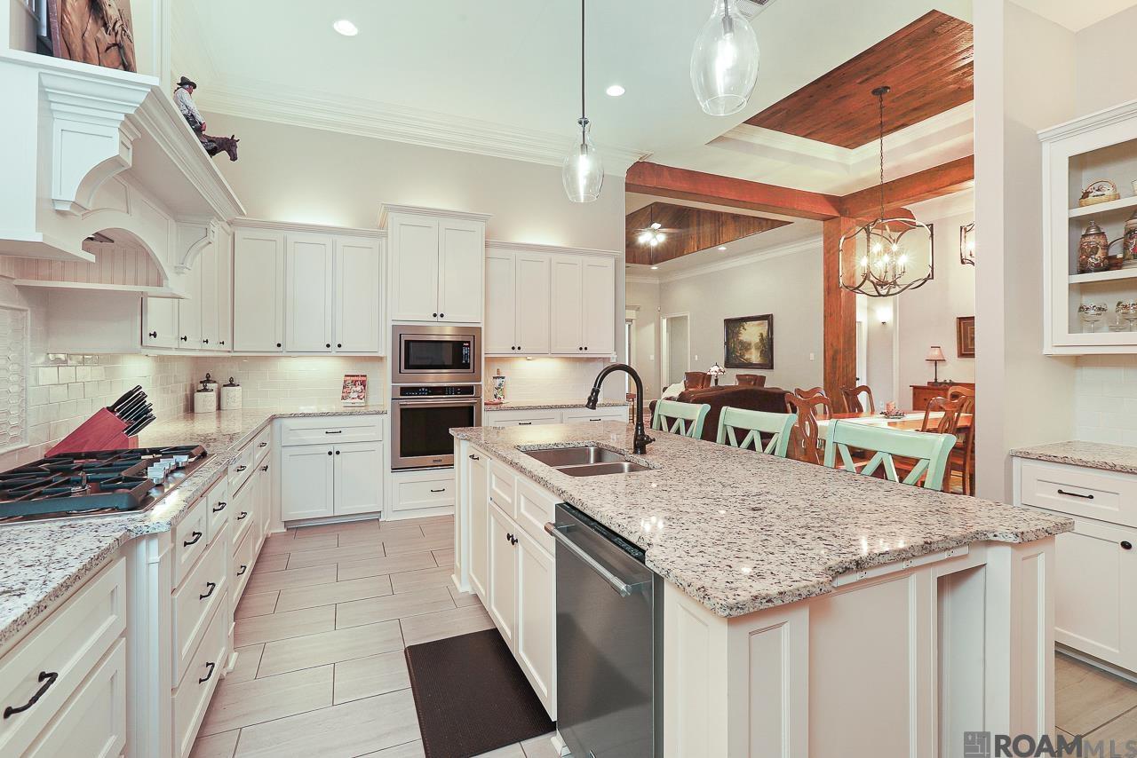 37473 Cypress Hollow Ave, Prairieville, Louisiana image 11