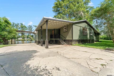 Homes For Sale - 20269 La Hwy 22<br/> Maurepas, LA 70449