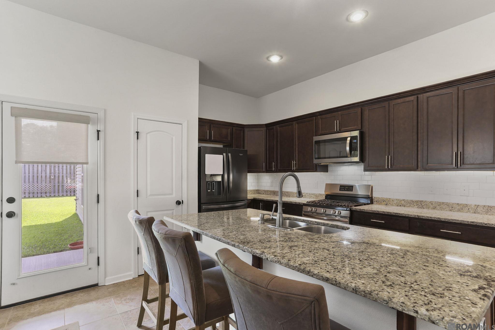 18341 Sunset Park Dr, Prairieville, Louisiana image 6