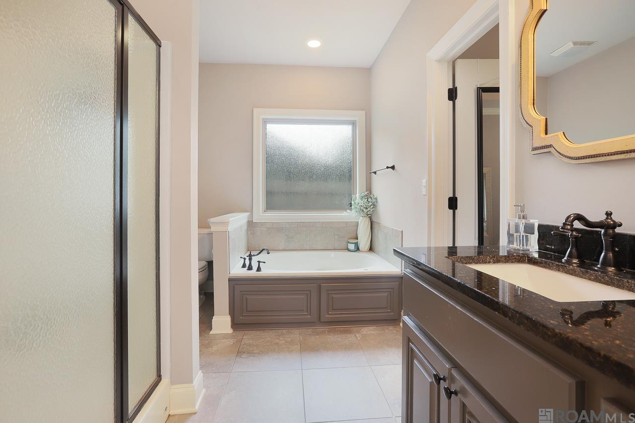 12022 Spring House Dr, Greenwell Springs, Louisiana image 17