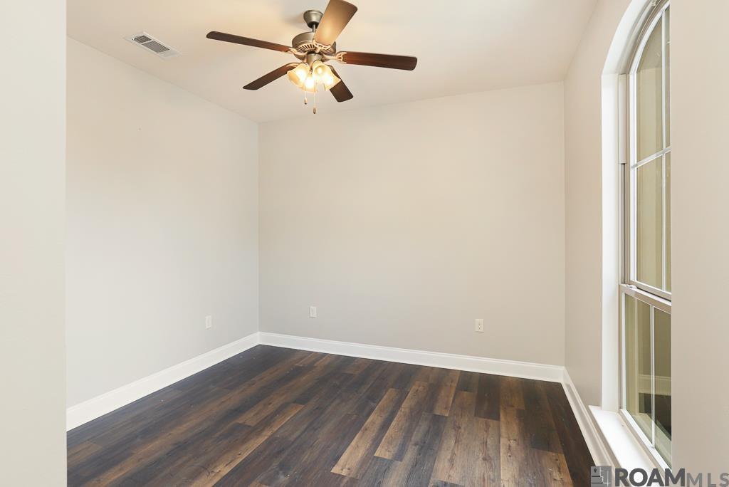 30144 Peak Ln, Walker, Louisiana image 21