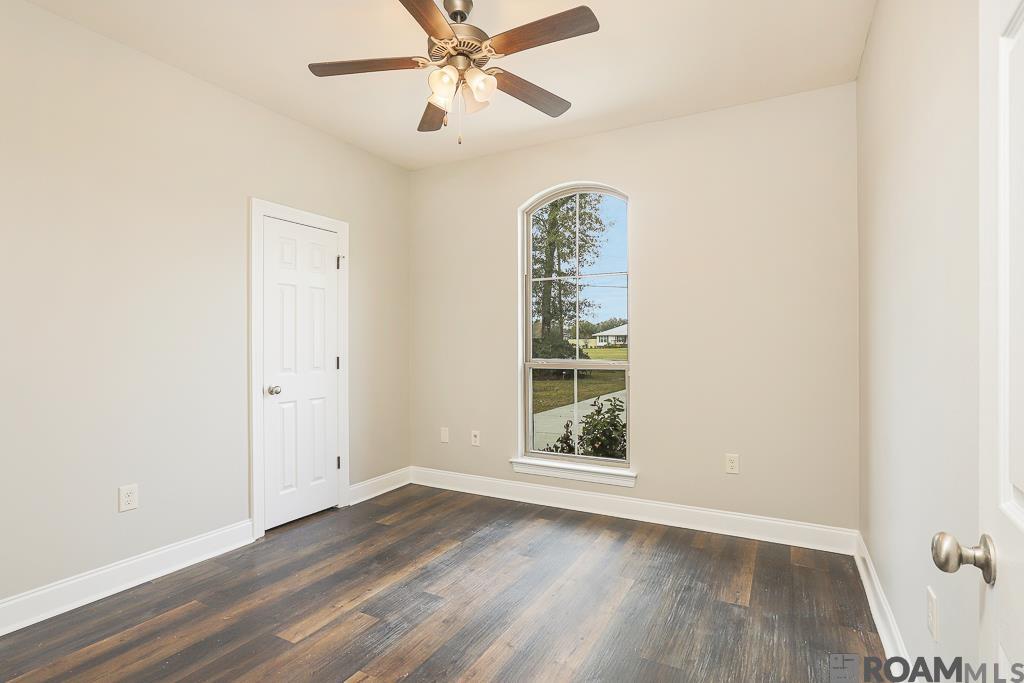 30144 Peak Ln, Walker, Louisiana image 22