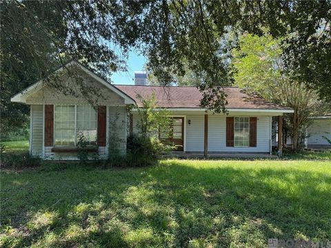 Homes For Sale - 310 Winterfield Dr #NA<br/> Carencro, LA 70520