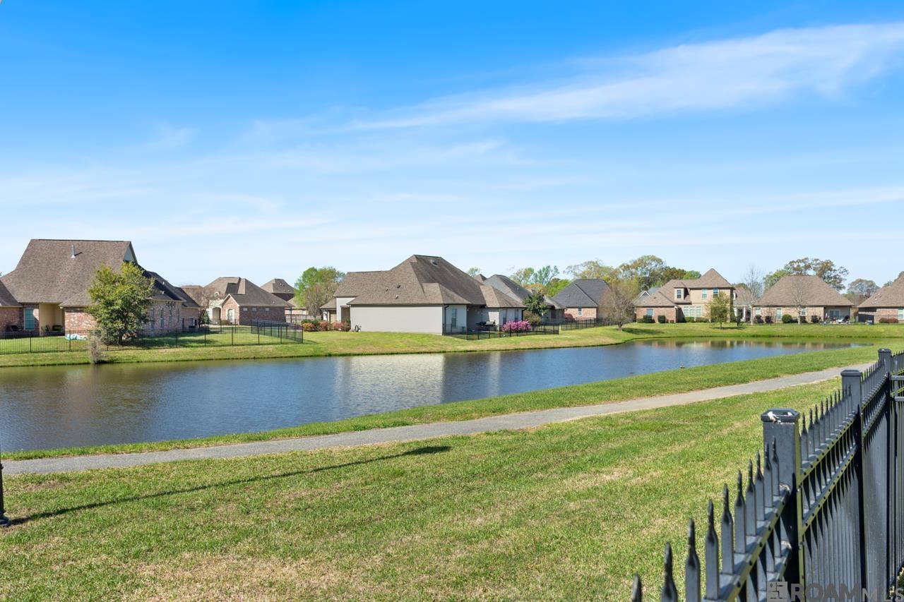 1532 Berwick Bend, Zachary, Louisiana image 19