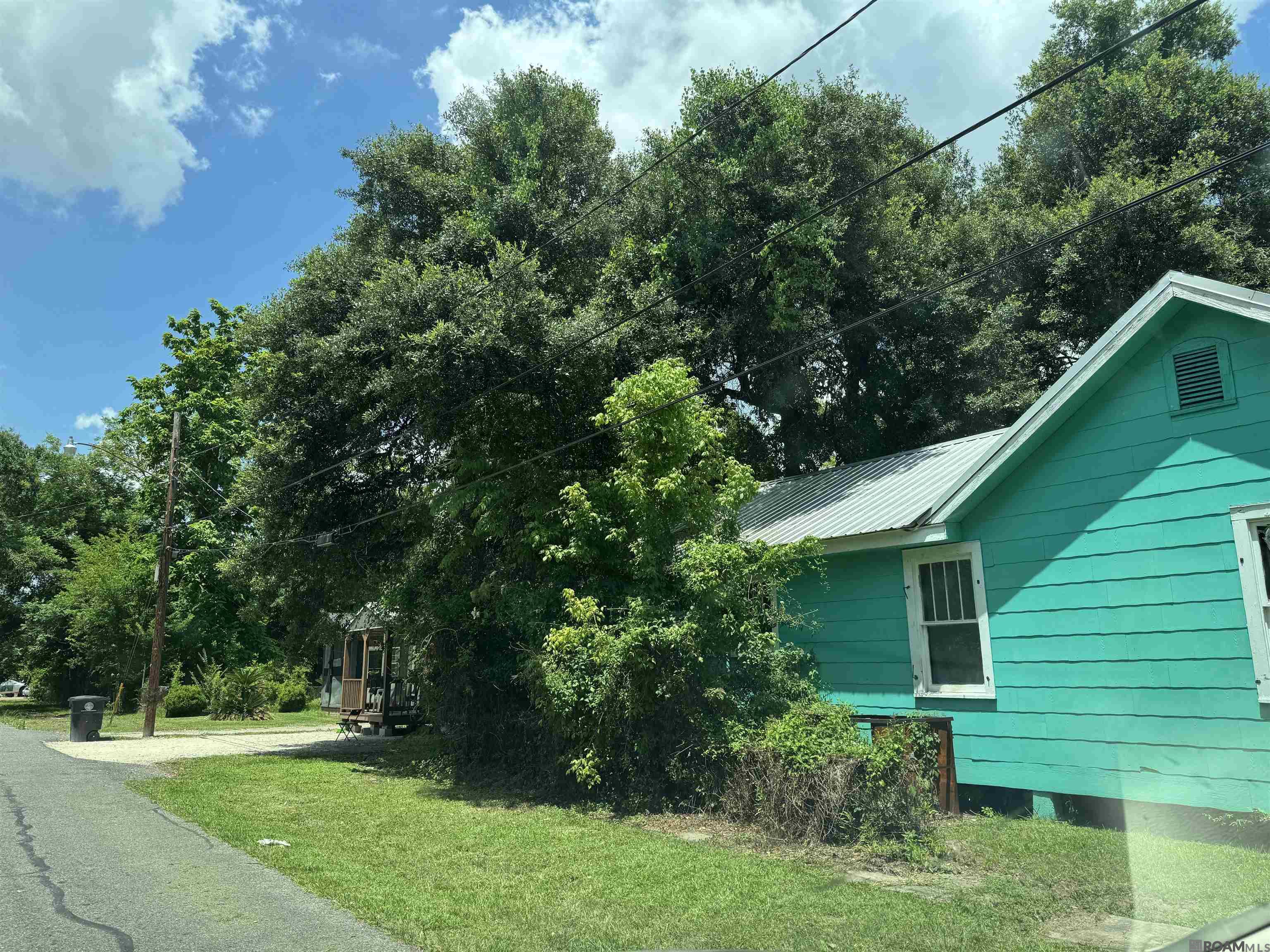 2855 Navajo St