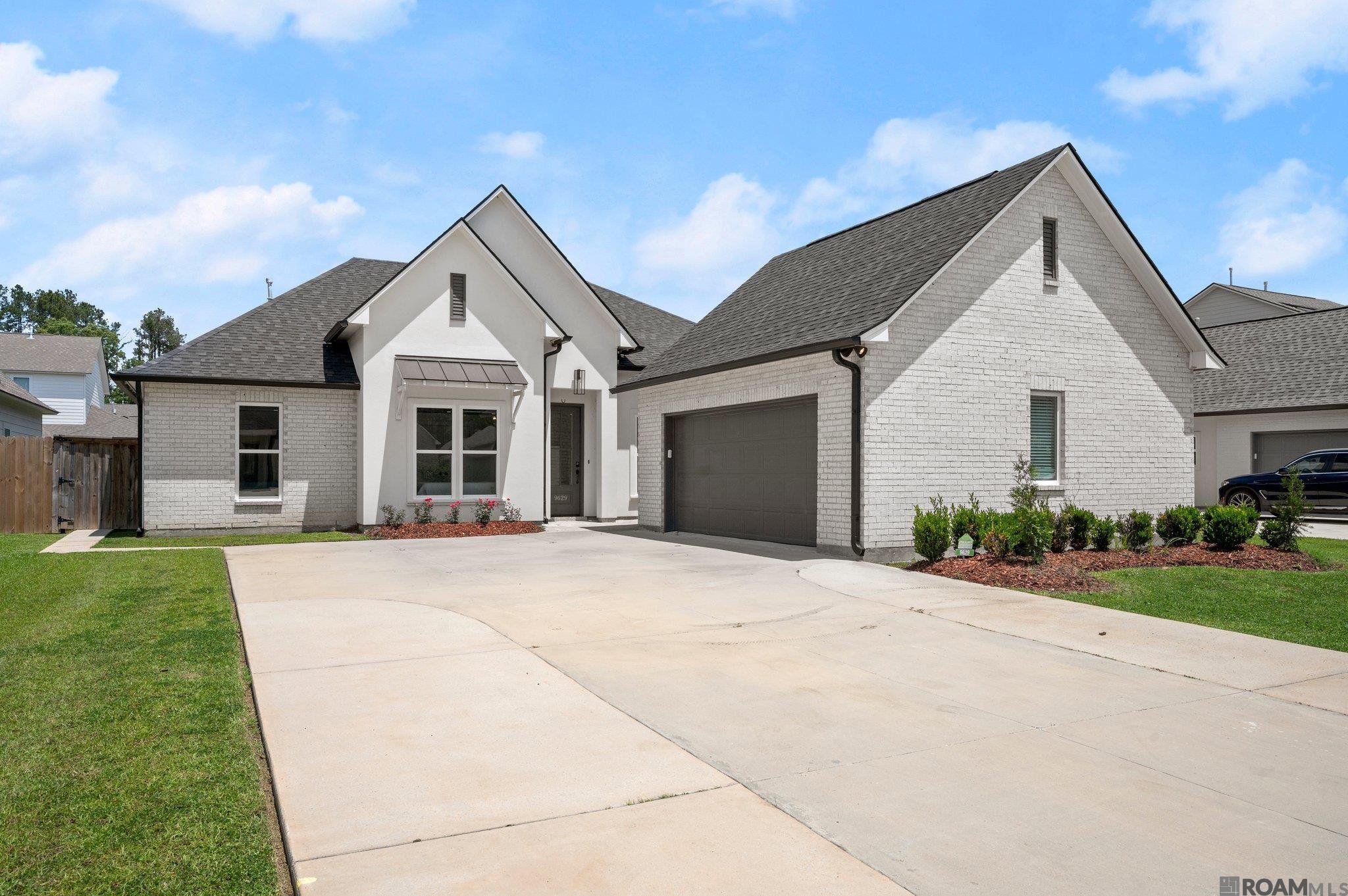 9629 S Creek Dr, Denham Springs, Louisiana image 1