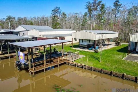 Vacant Land For Sale - 23334 Chene Blanc Ln<br/> Maurepas, LA 70449