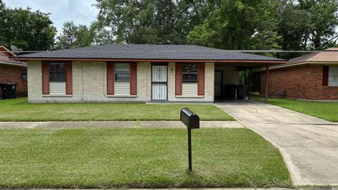 Homes For Rent - 2322 S Brock Pl<br/> Baton Rouge, LA 70807
