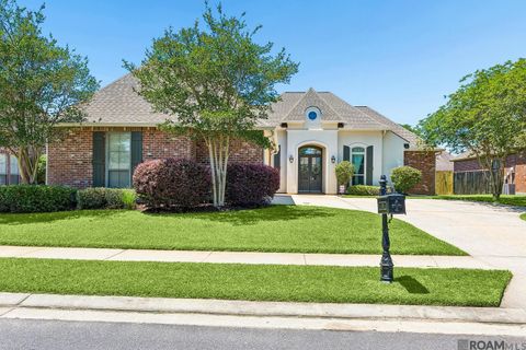 Homes For Sale - 8910 Glenfield Dr<br/> Baton Rouge, LA 70809