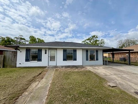Homes For Sale - 3728 Thomas Dr<br/> Houma, LA 70363