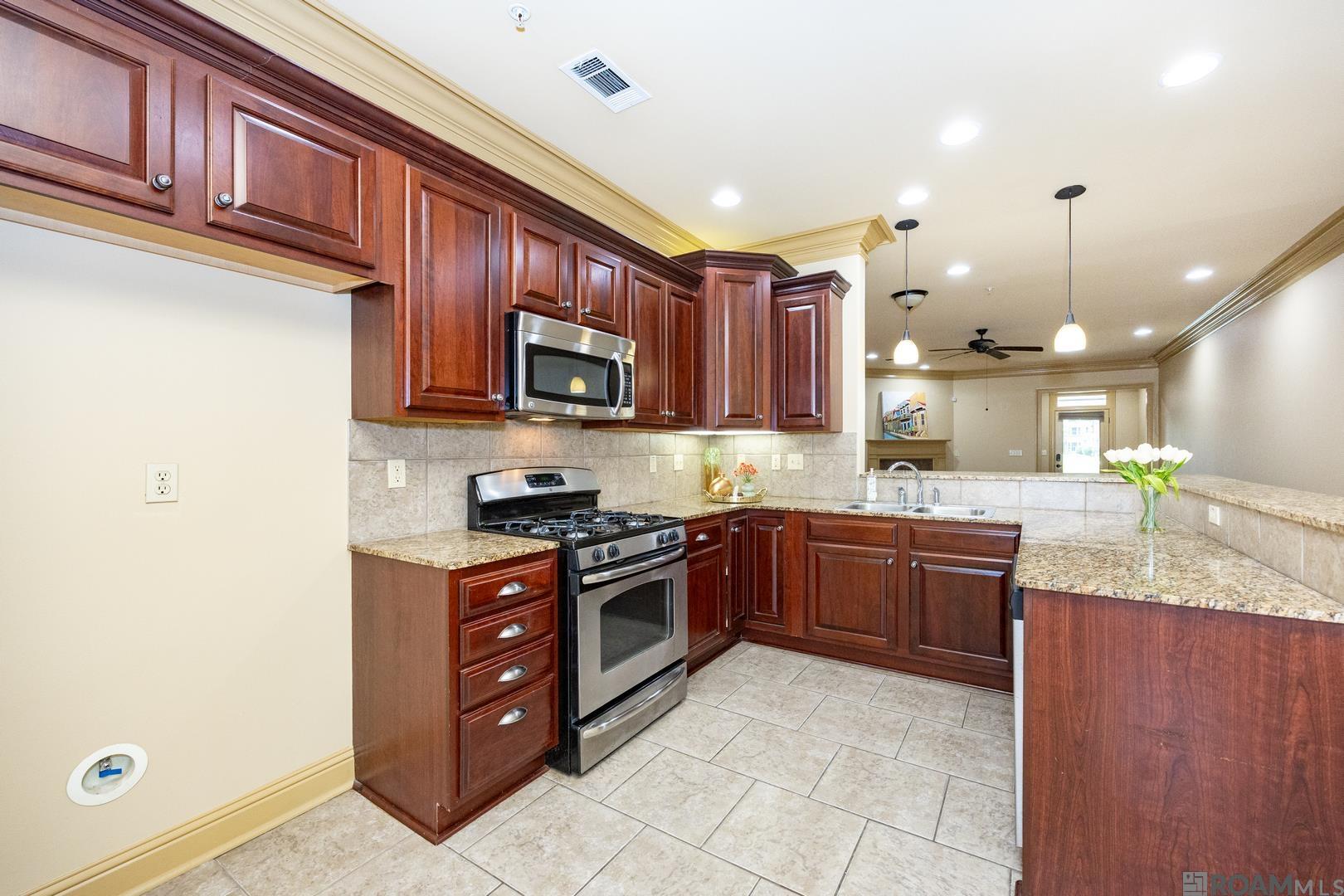14155 La Hwy 73 #10, Prairieville, Louisiana image 8