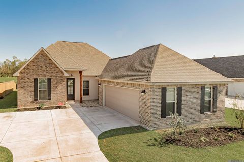 Homes For Sale - 7219 Panama Canal Dr<br/> Gonzales, LA 70737