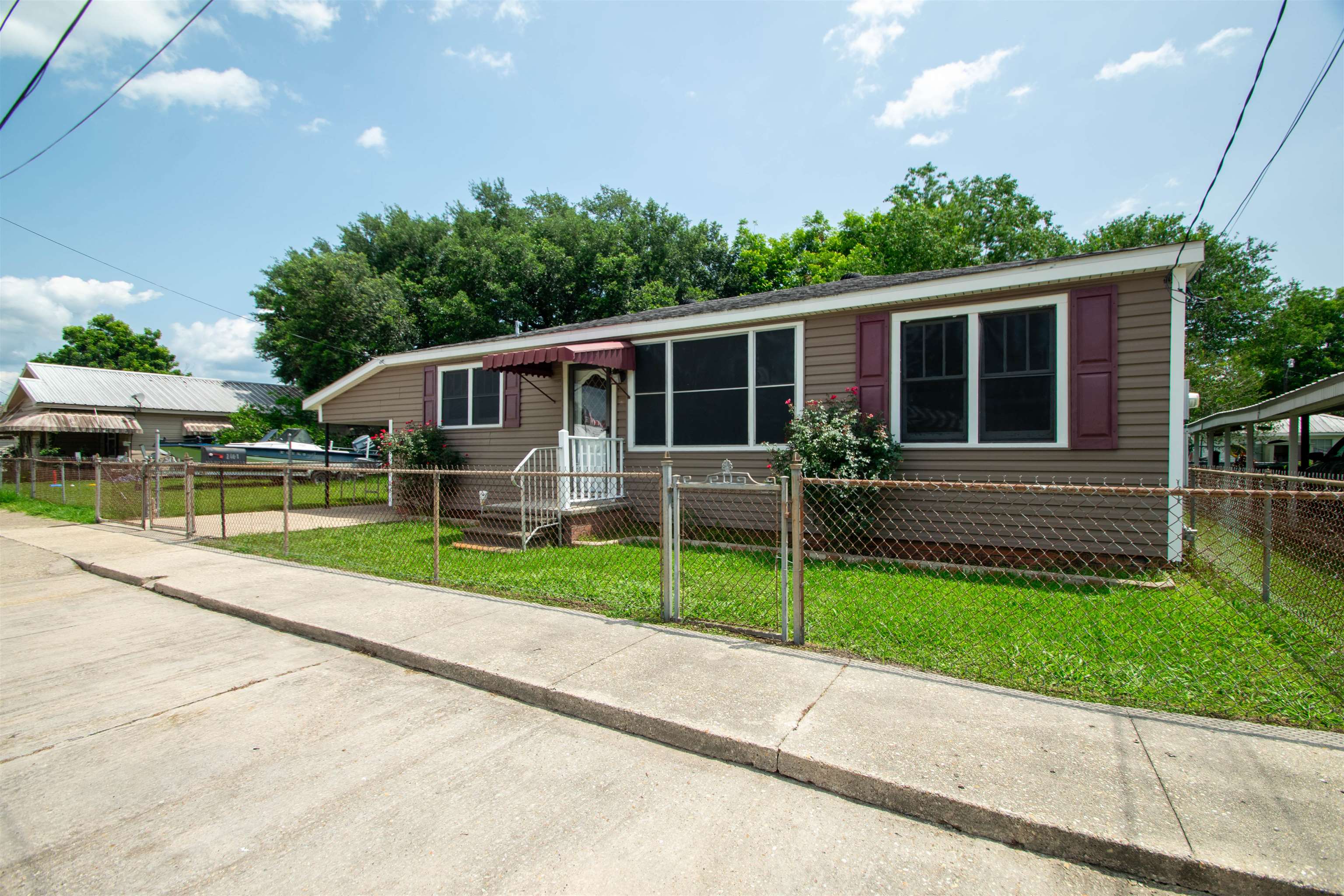 2401 Cypress Ave, Morgan City, Louisiana image 3