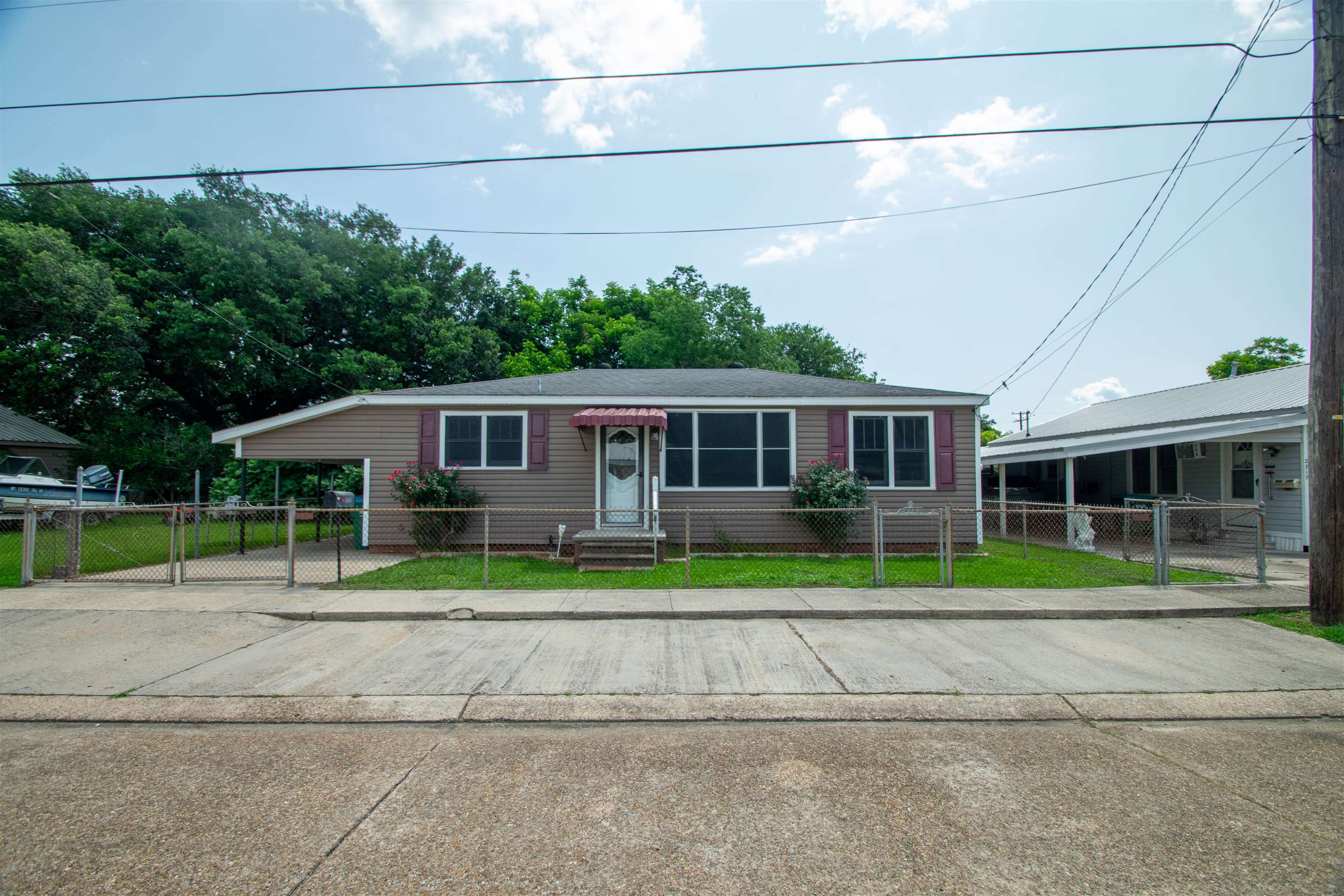 2401 Cypress Ave, Morgan City, Louisiana image 2