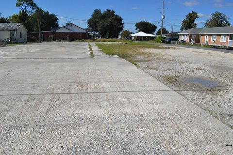 Vacant Land For Sale - 17854 West Main Street<br/> Galliano, LA 70354