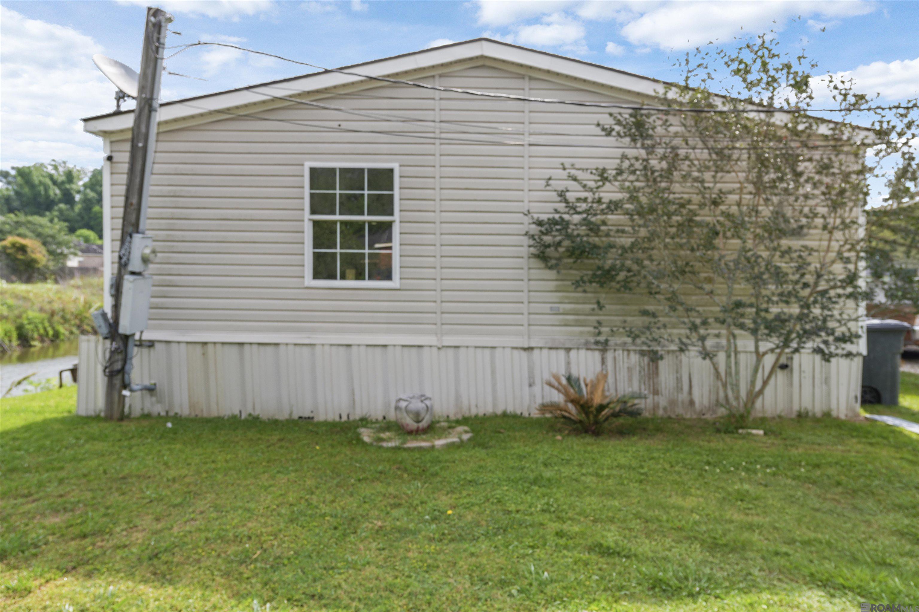 806 S Quiett Ave, Gonzales, Louisiana image 4