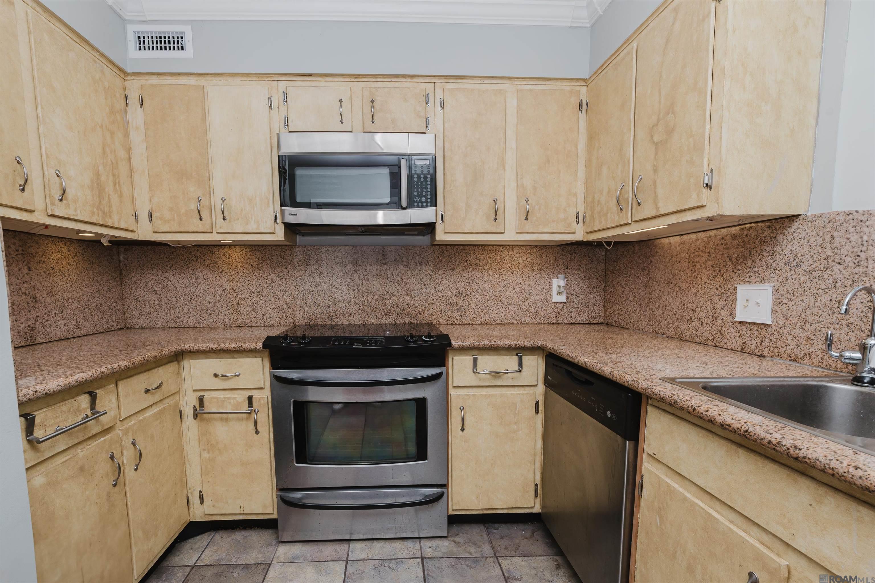 1755 College Dr #219, Baton Rouge, Louisiana image 6