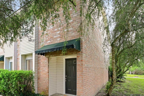 Condo For Sale - 914 W Tony St #11D<br/> Ascension County, Gonzales, LA 70737