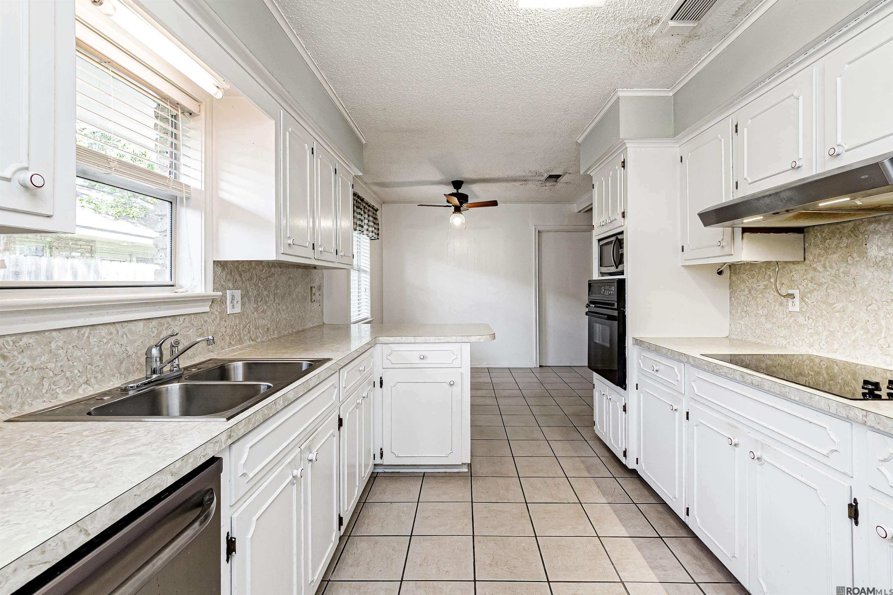 1304 Rue Crozat, Baton Rouge, Louisiana image 2