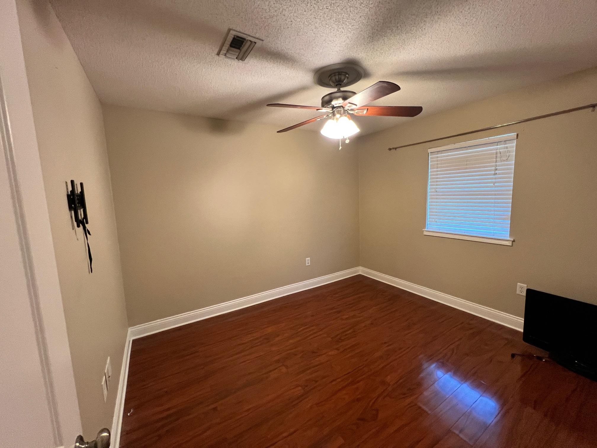 313 Lancaster Dr, Houma, Louisiana image 4