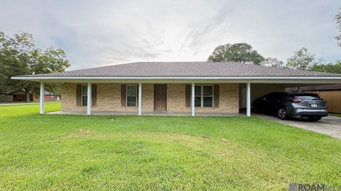 Homes For Sale - 14093 Golden Leaf St<br/> Gonzales, LA 70737