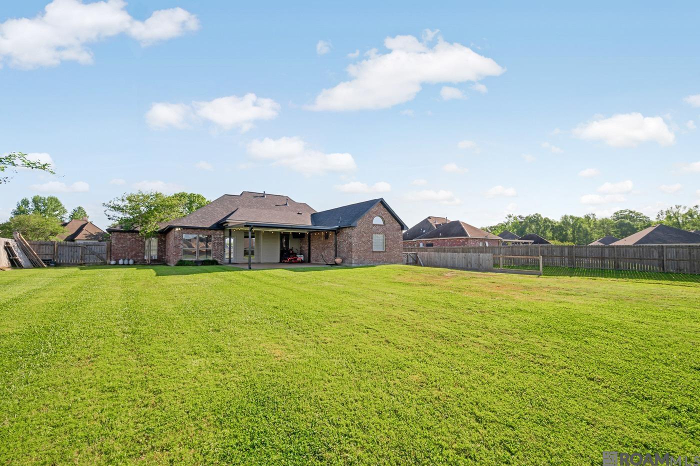10144 Garden Oaks Ave, Denham Springs, Louisiana image 22