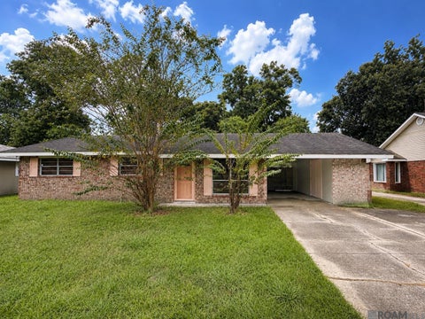 Homes For Rent - 536 Fontainbleau Dr<br/> Baton Rouge, LA 70819