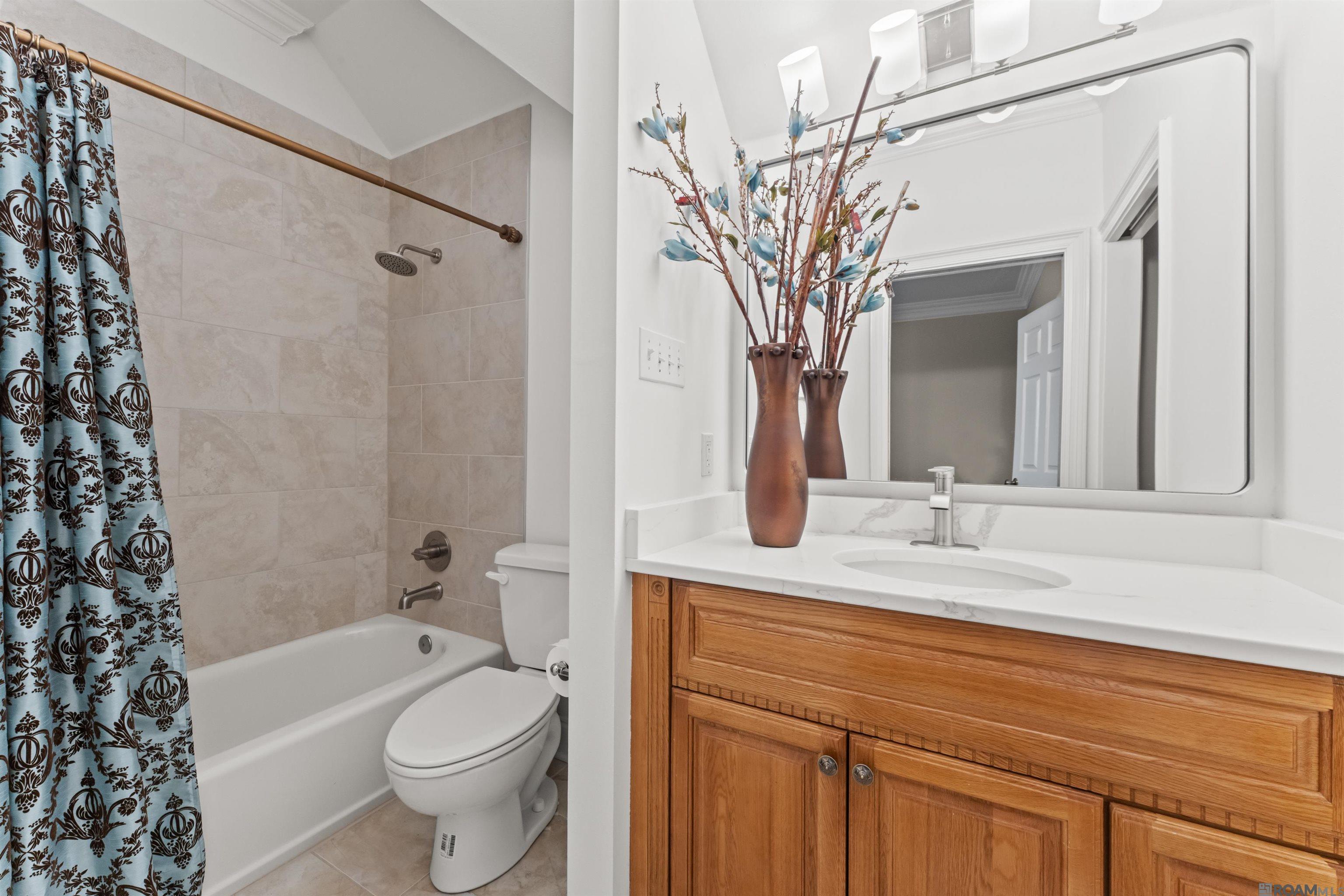 Baton Rouge, Louisiana, 70810, United States, 5 Bedrooms Bedrooms, ,4 BathroomsBathrooms,Residential,Active,2041727