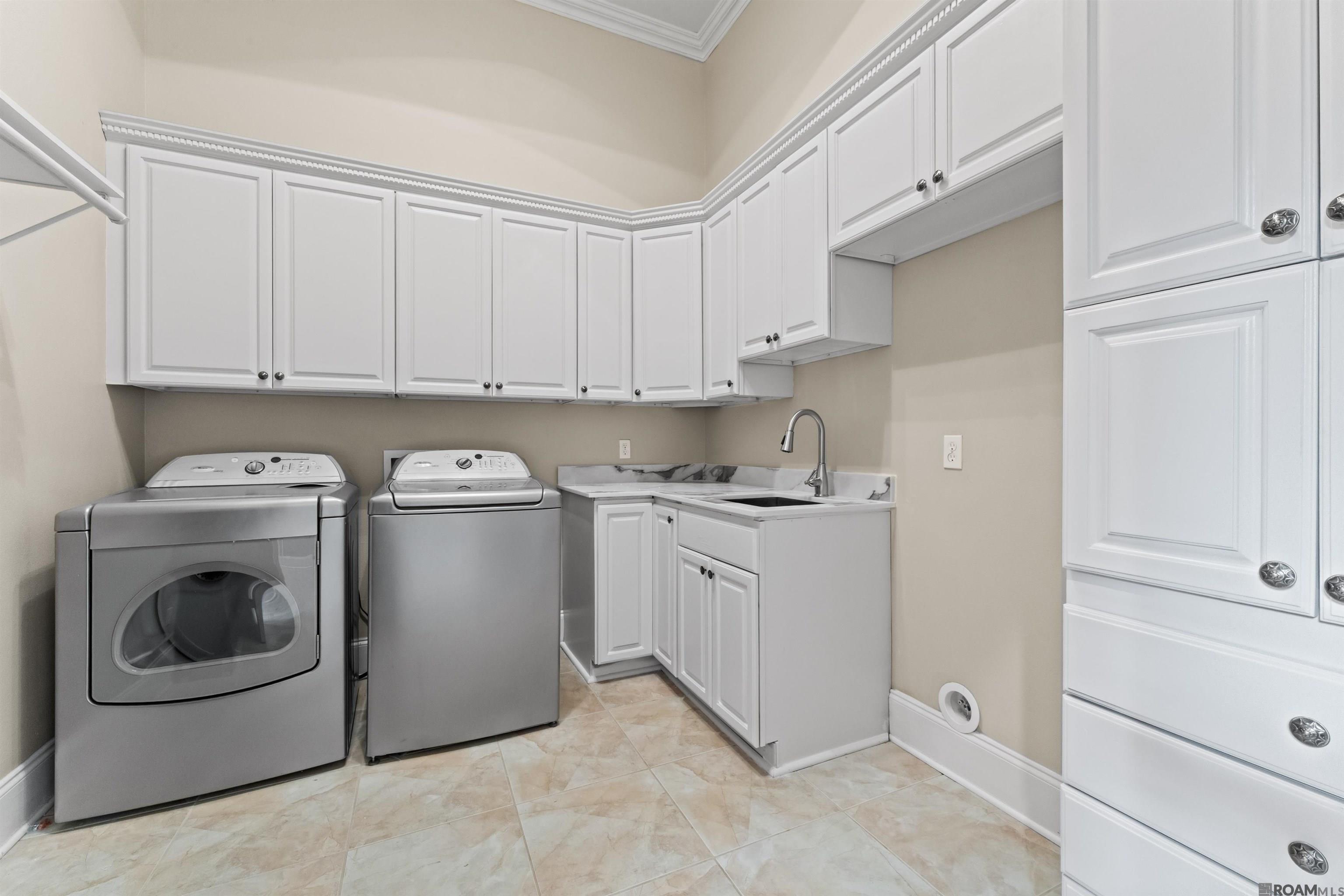 Baton Rouge, Louisiana, 70810, United States, 5 Bedrooms Bedrooms, ,4 BathroomsBathrooms,Residential,Active,2041727