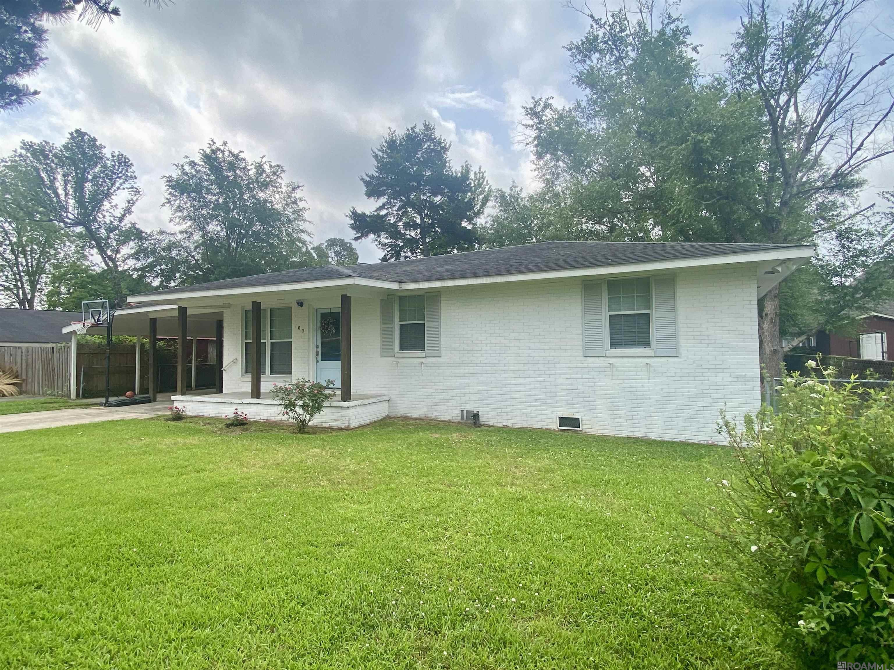 102 Joan St, Denham Springs, Louisiana image 2