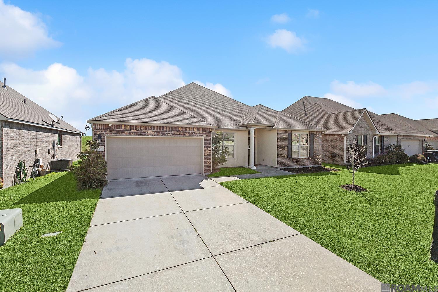 269 E Lake Dr, Slidell, Louisiana image 1