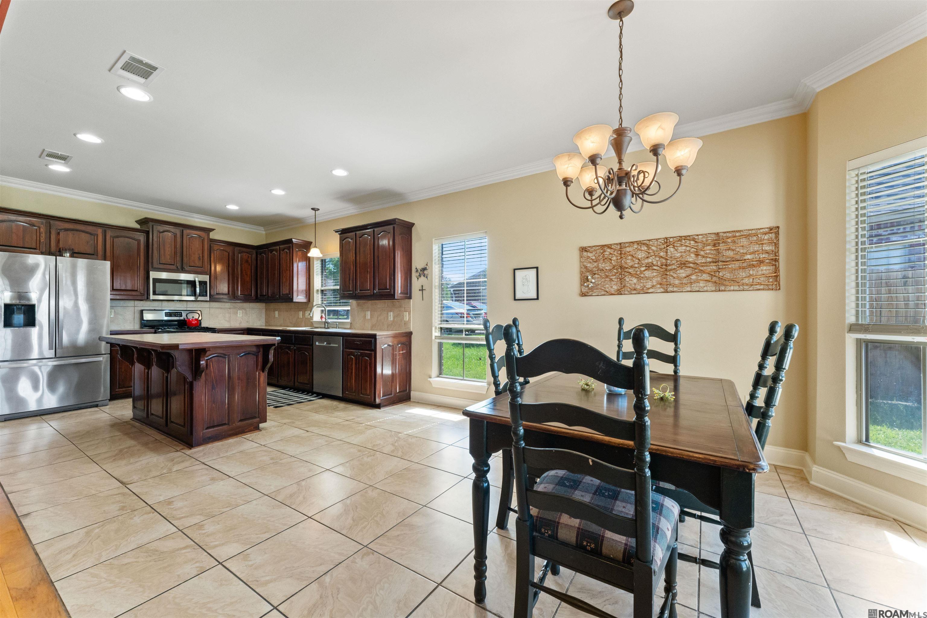 2524 Creek Hollow Ave, Zachary, Louisiana image 8