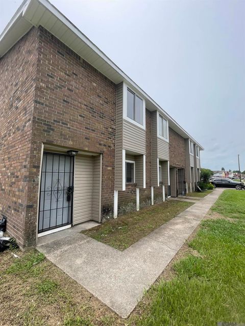 8756 Elvin Dr #A-D Baton Rouge LA 70810