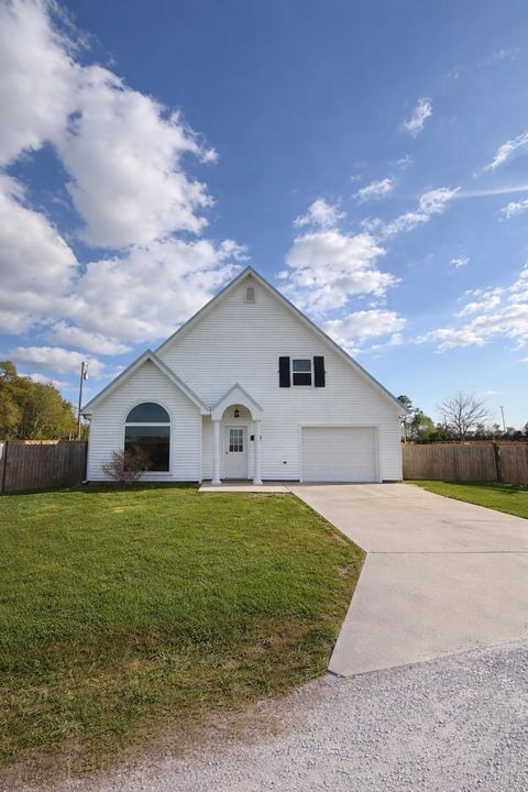 Homes For Sale - 135 Sleepy Hollow Court<br/> Schriever, LA 70395