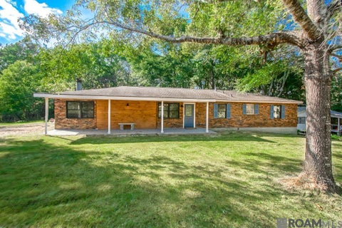 Homes For Sale - 2514 Carolyn Sue Dr<br/> Jackson, LA 70748