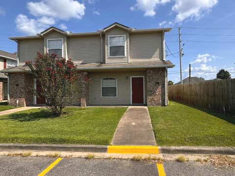 Townhouse For Sale - 846 Provision Ct #B<br/> Gramercy, LA 70052