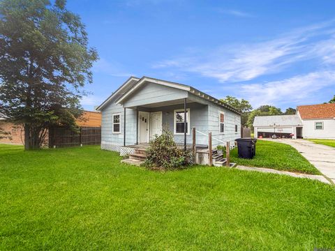 Homes For Sale - 4228 Pasadena Dr<br/> Baton Rouge, LA 70814