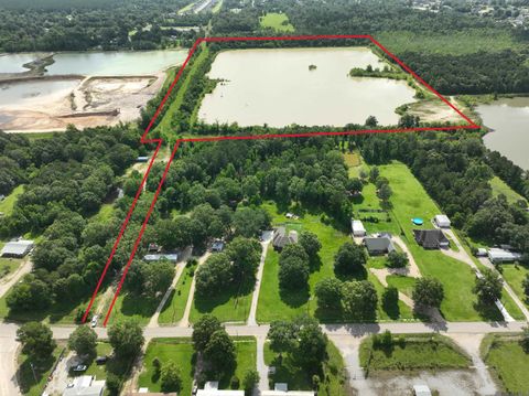 Vacant Land For Sale - 51.97 ACRES Linder Rd<br/> Denham Springs, LA 70726
