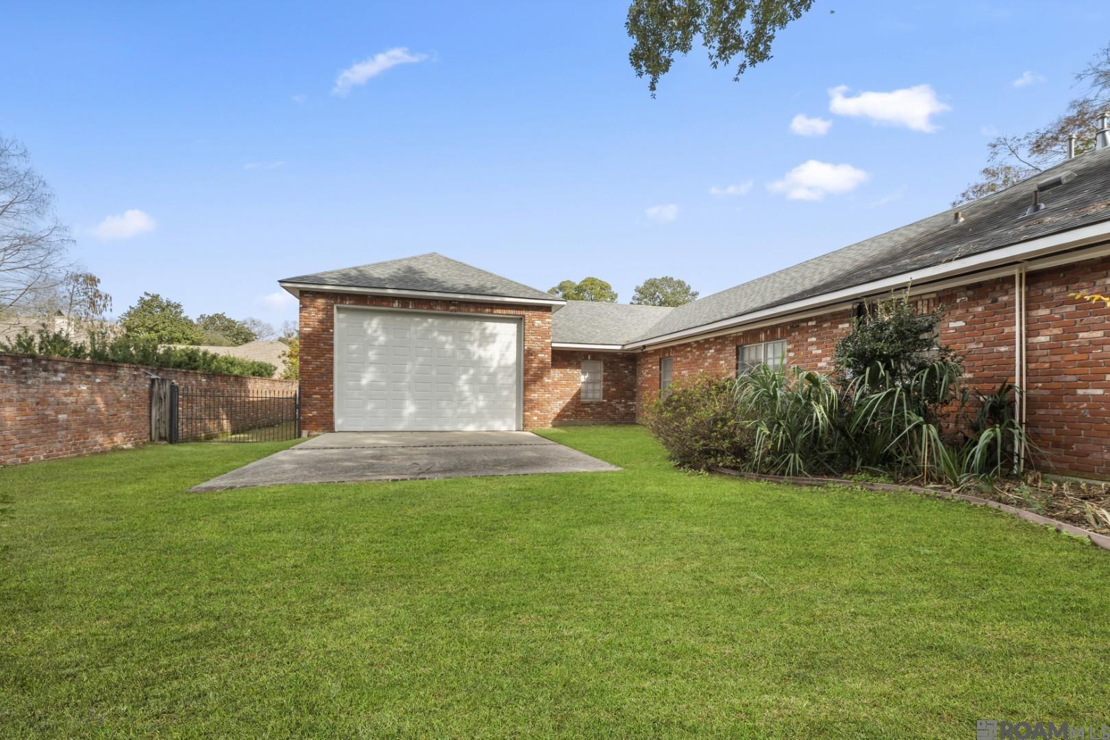 3847 Broussard St, Baton Rouge, Louisiana image 42