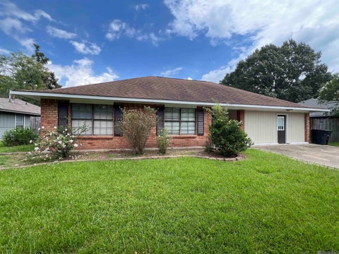 Homes For Sale - 9915 Hawthorne Dr<br/> Baton Rouge, LA 70809