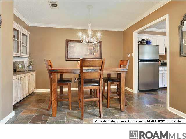 5972 N Fort Clarke Dr, Baton Rouge, Louisiana image 2