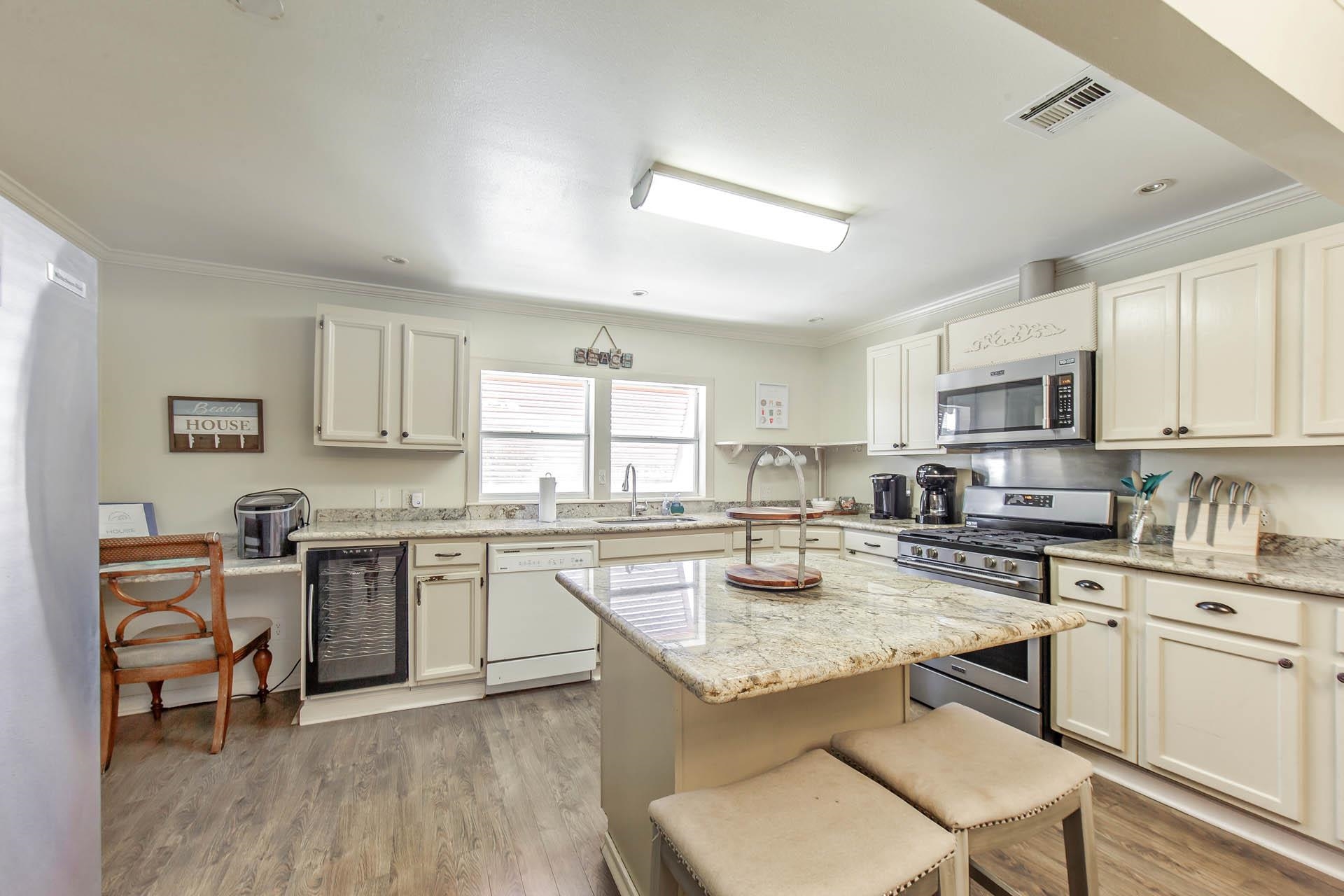 3517 Hwy 1, Grand Isle, Louisiana image 9
