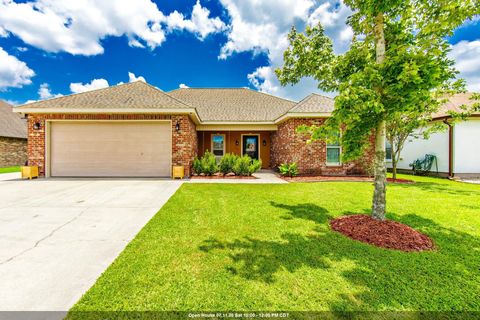 Homes For Sale - 530 Sugar Plum Street<br/> Terrebonne County, Houma, LA 70364